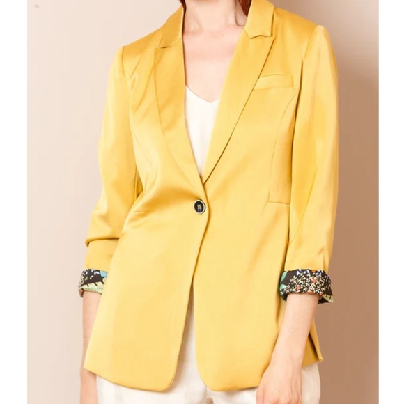 JESSIE LIU Pamela Satin Blazer with Contrast Print Lining in Mustard size S EUC - Picture 3 of 17